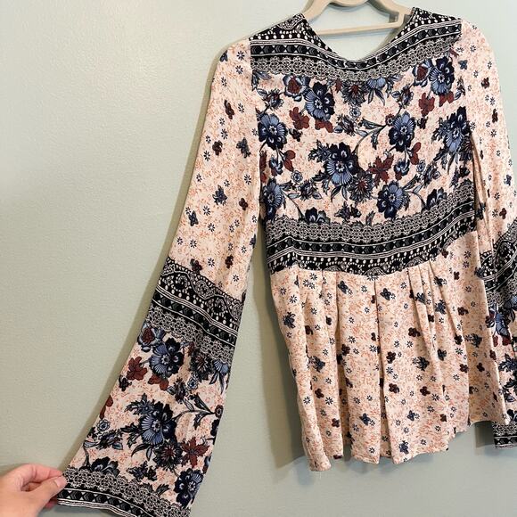 Kim Gravel Bellisima Boho Top Small Pink Floral Tassel Feminine Romantic NWT - Picture 8 of 10